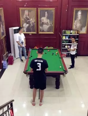 奧鵬教育武漢學(xué)習(xí)中心2018夏日清涼別墅轟趴活動后記