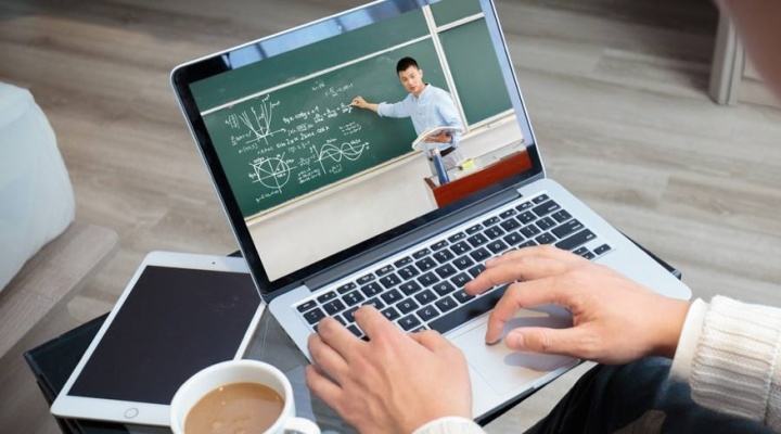 “停課不停學”為教學改革提供了哪些實踐契機？