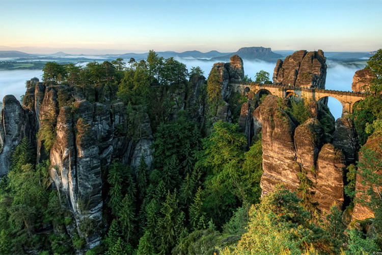 齊齊哈爾市提升學(xué)歷哪個(gè)方式快？