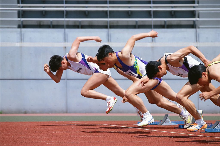 廣州中專自考提升學(xué)歷難嗎？
