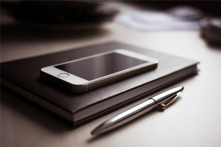 新聞學(xué)?？粕究朴锌梢詧罂嫉脑盒Ｓ心男? /></p><p style=