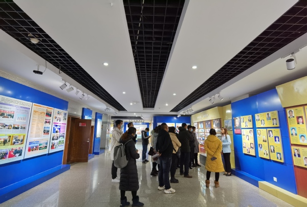 西藏自治區(qū)中職院校骨干培訓(xùn)專家團(tuán)隊建設(shè)（中層管理人員）培訓(xùn)班開班